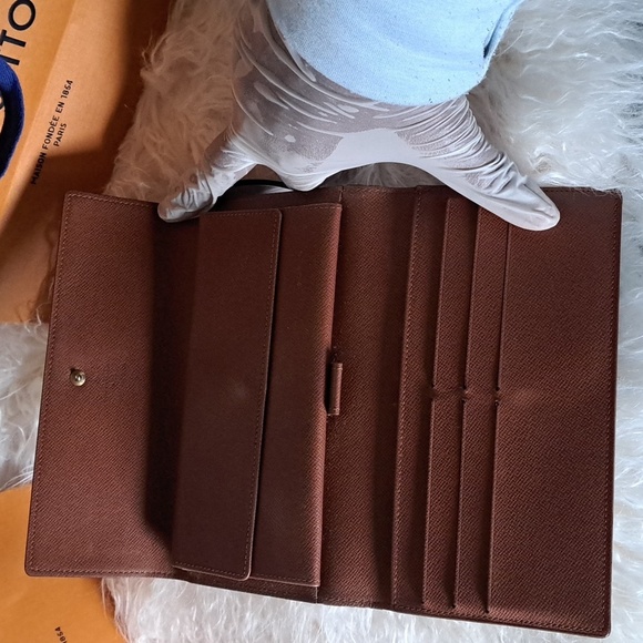 Louis Vuitton Porte Tresor International Long Wallet - Picture 10 of 14